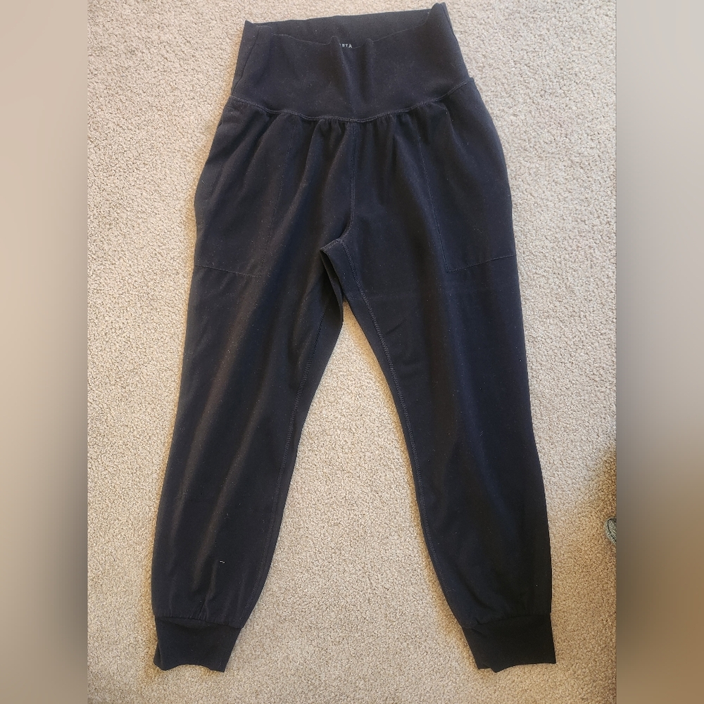 Athleta Salutation Black Joggers, size XSP.